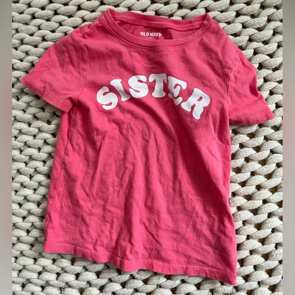Old Navy 5t Pink Sister tshirt